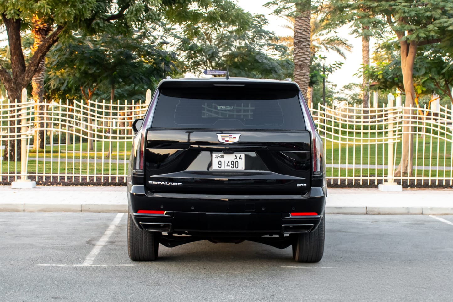 Cadillac Escalade - Image 5