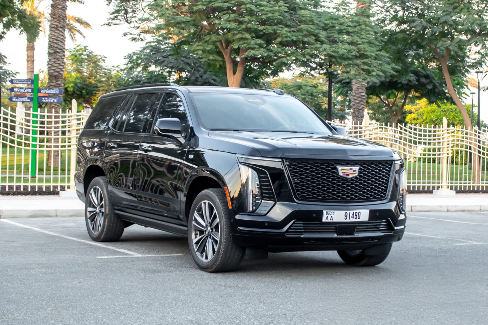 Cadillac Escalade - Image 9