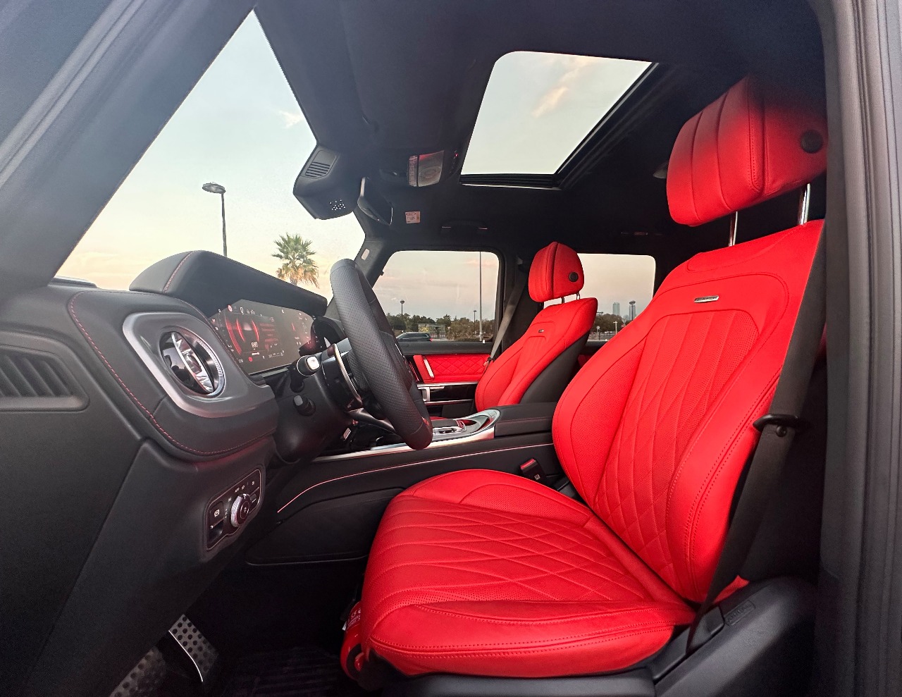 Mercedes Benz  G63 - Image 11