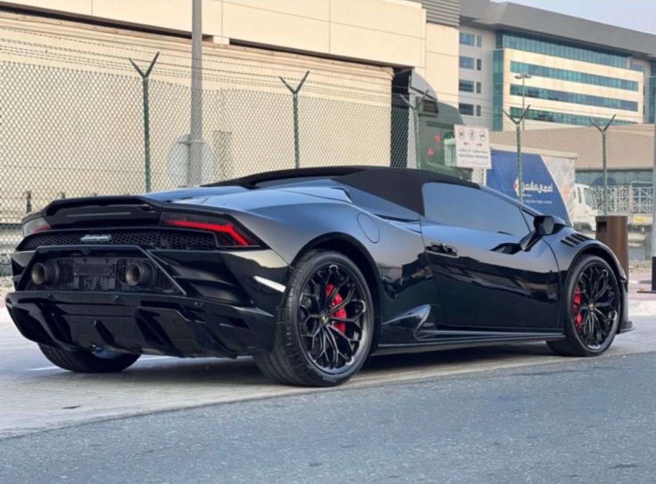 Lamborghini Evo Spyder   - Image 7
