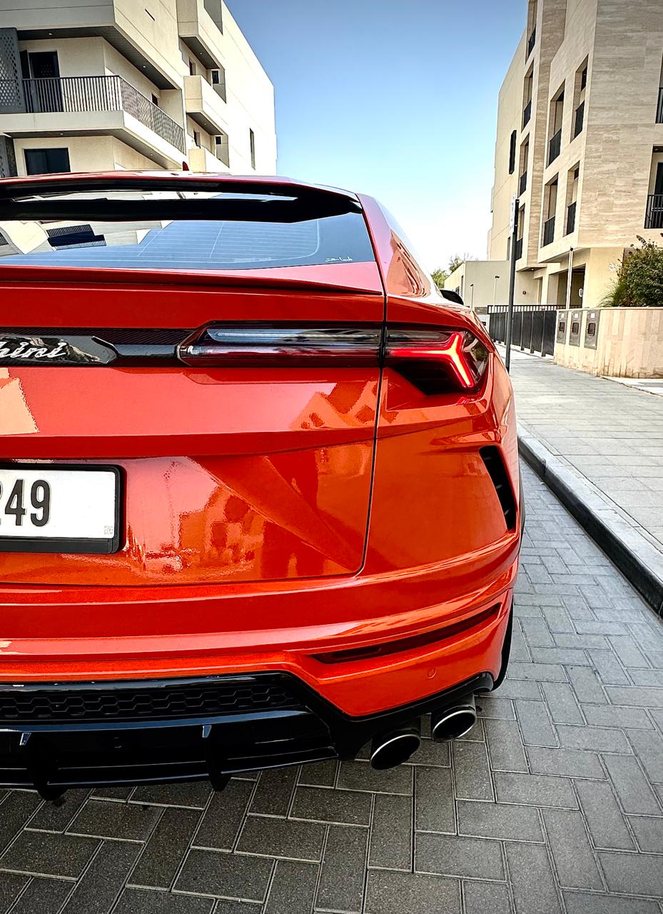 Lamborghini Urus - Image 10