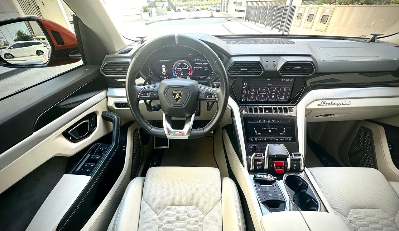 Lamborghini Urus - Image 13