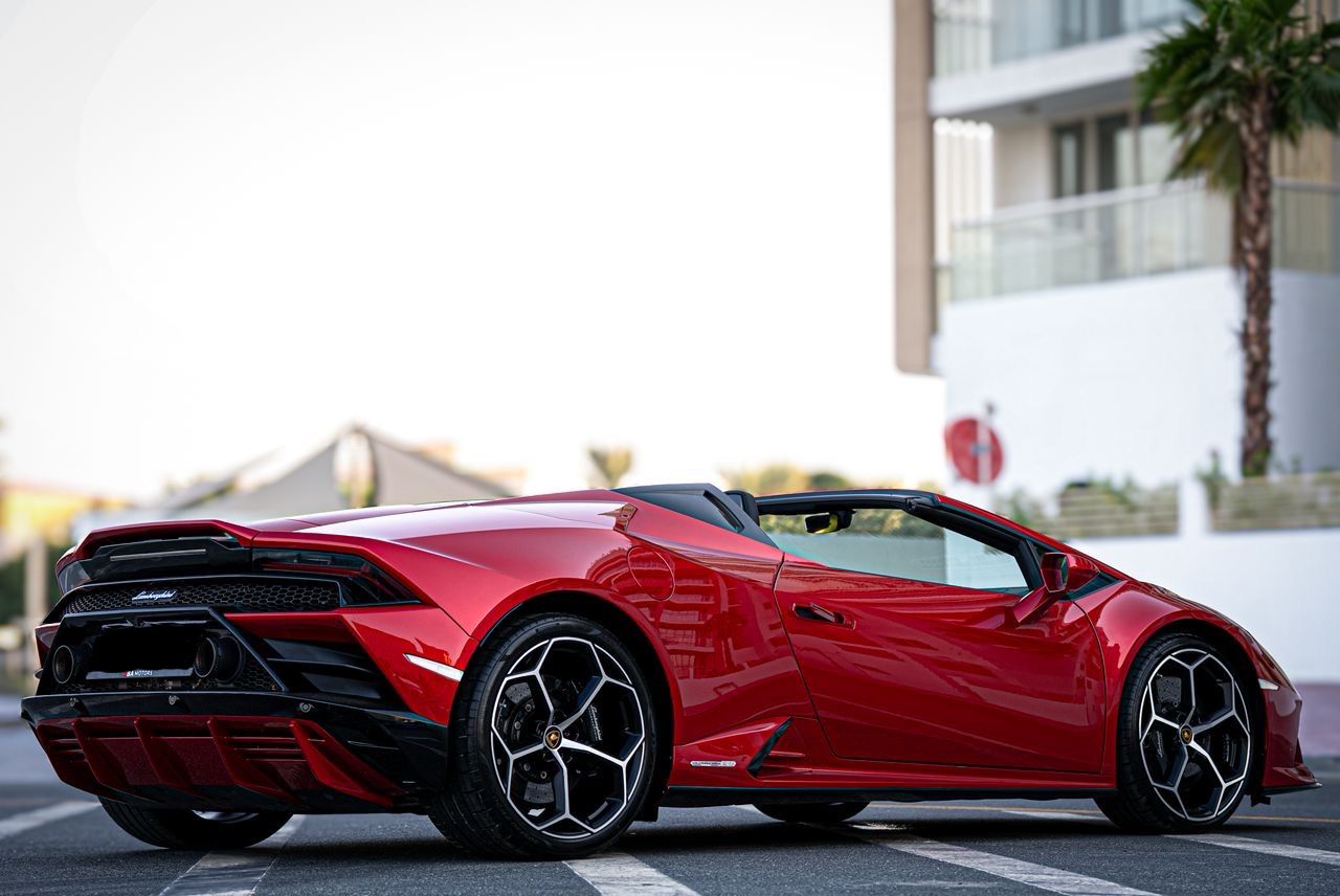 Lamborghini  Evo Spyder - Image 8