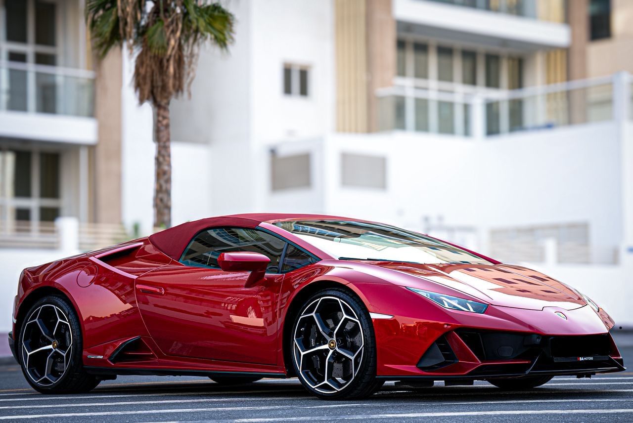 Lamborghini  Evo Spyder - Image 9