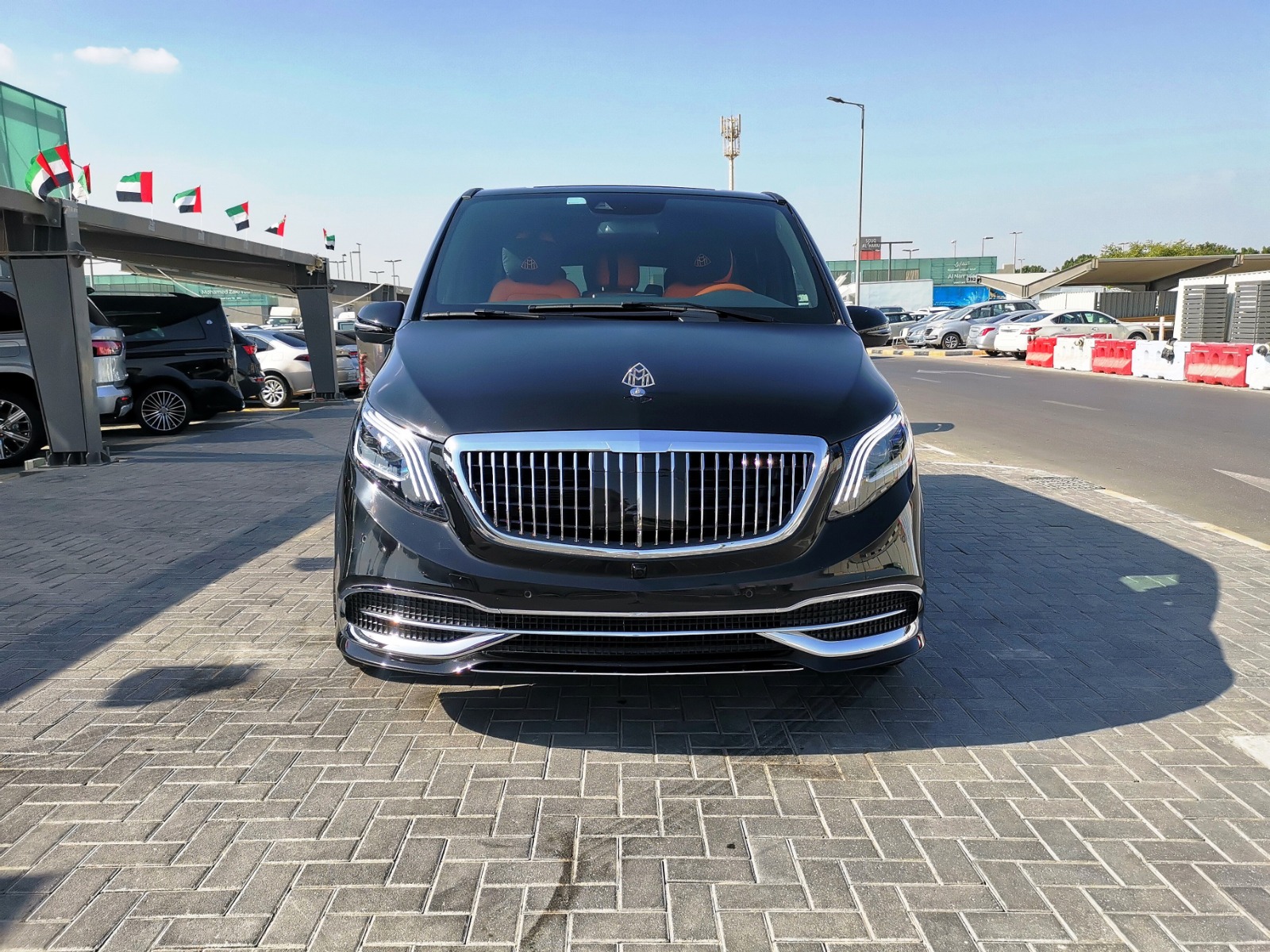 Mercedes Benz  V300 - Image 3