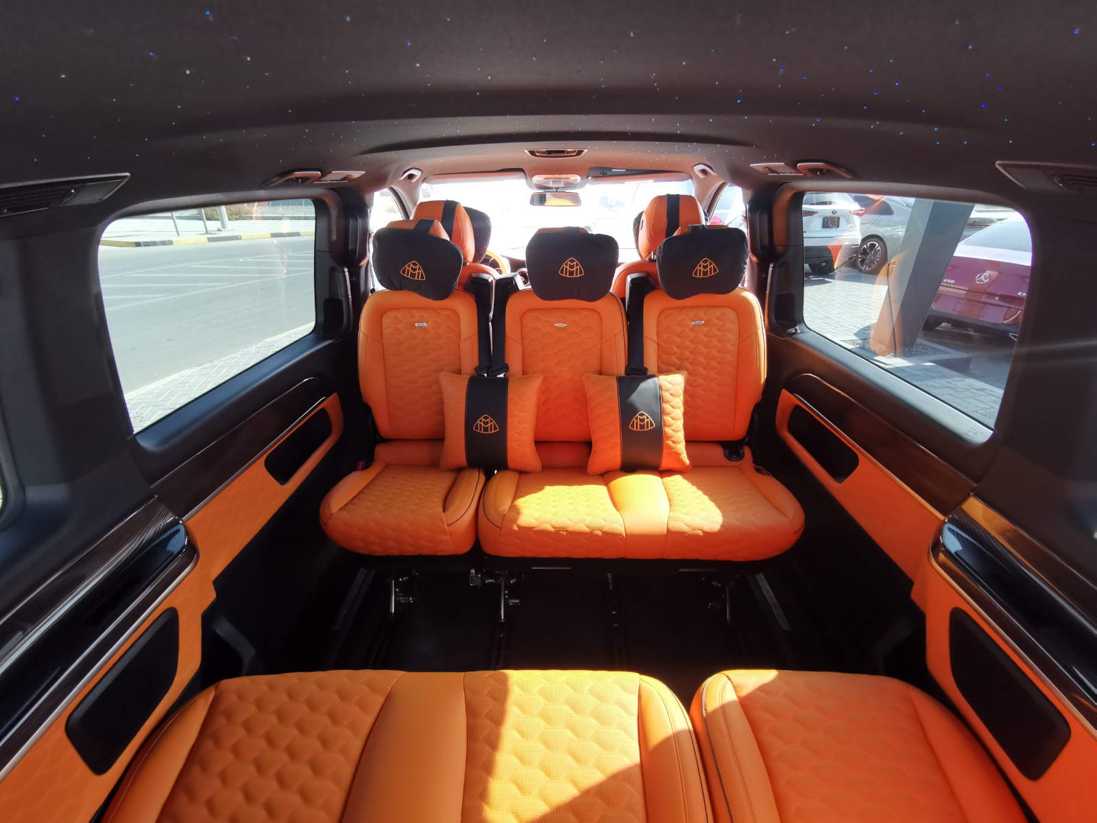 Mercedes Benz  V300 - Image 6