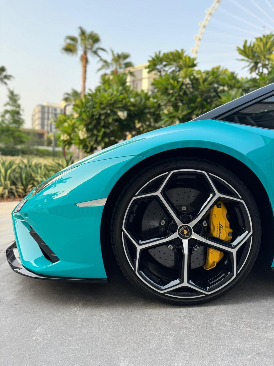 Lamborghini huracan evo - Image 2