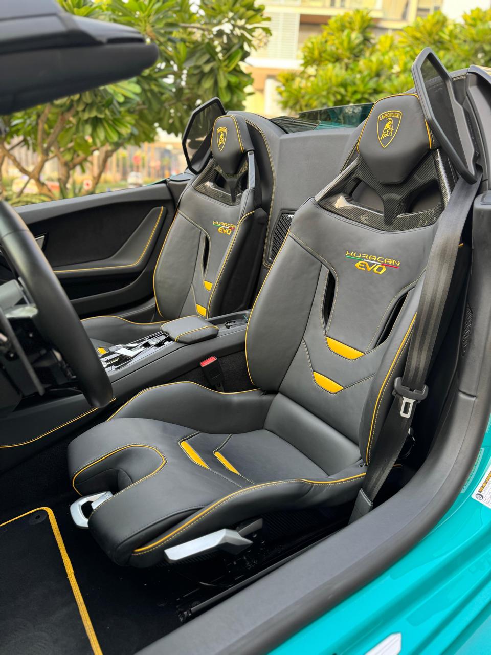 Lamborghini huracan evo - Image 8