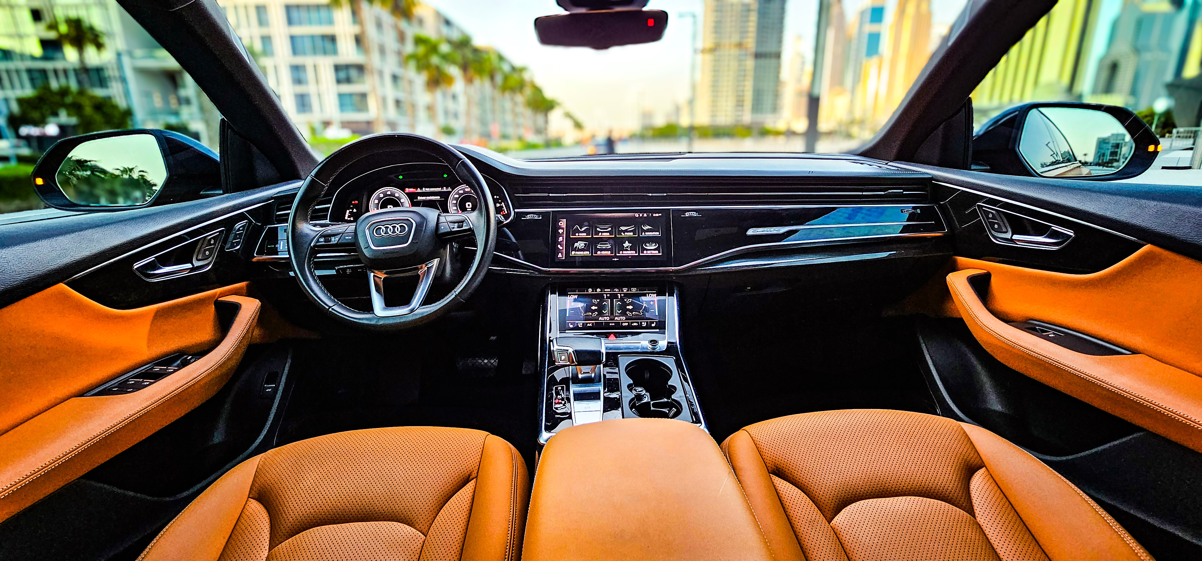 Audi		 Q8 - Image 22