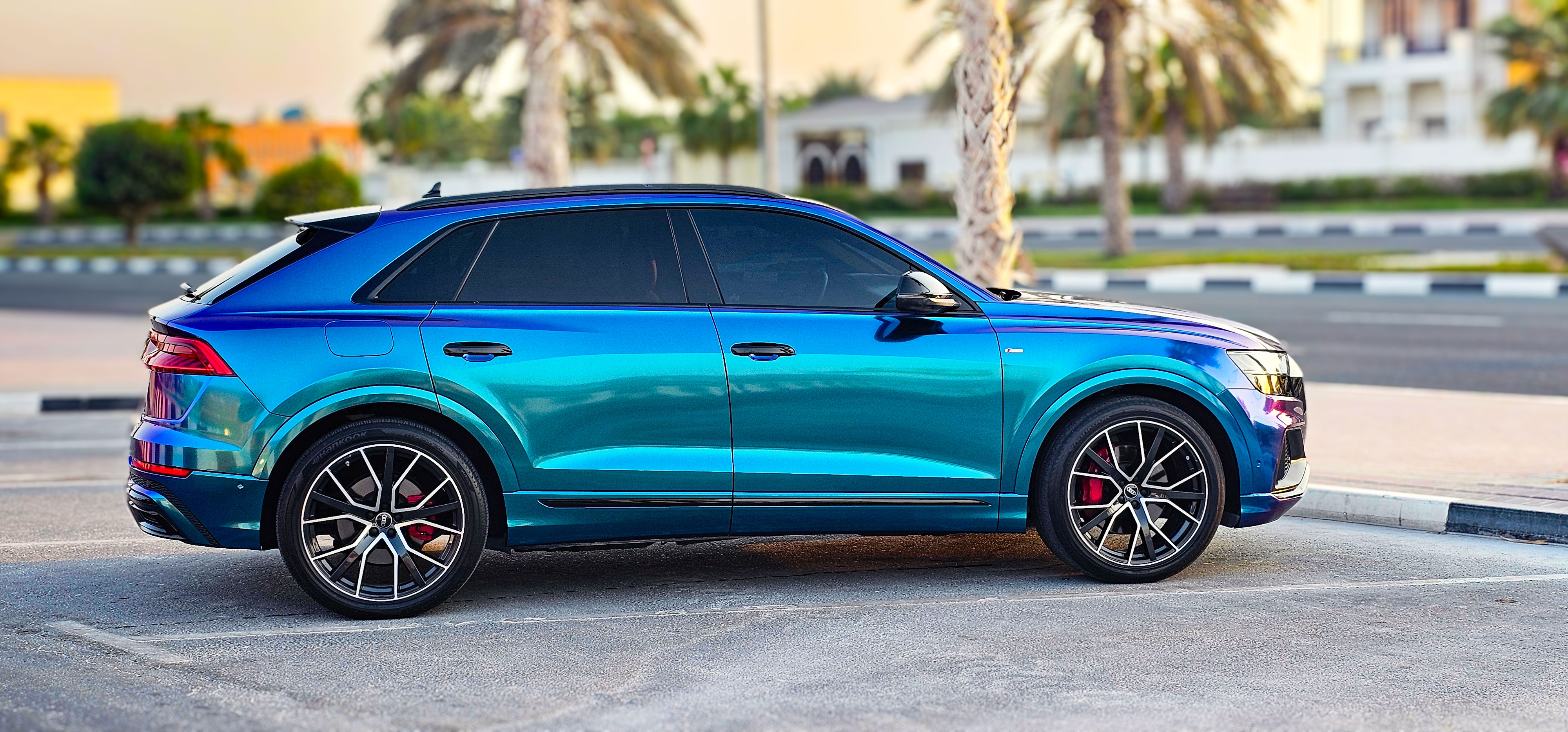 Audi		 Q8 Purple - Image 3