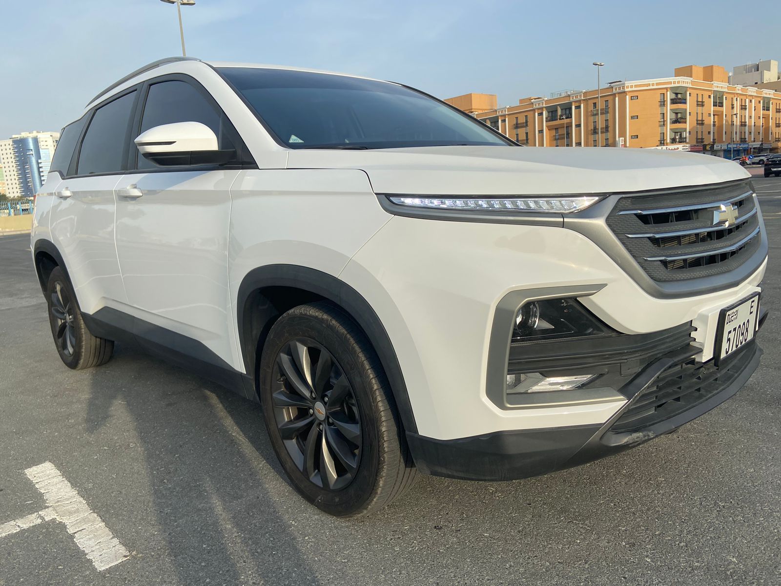 Chevrolet		 white - Image 5