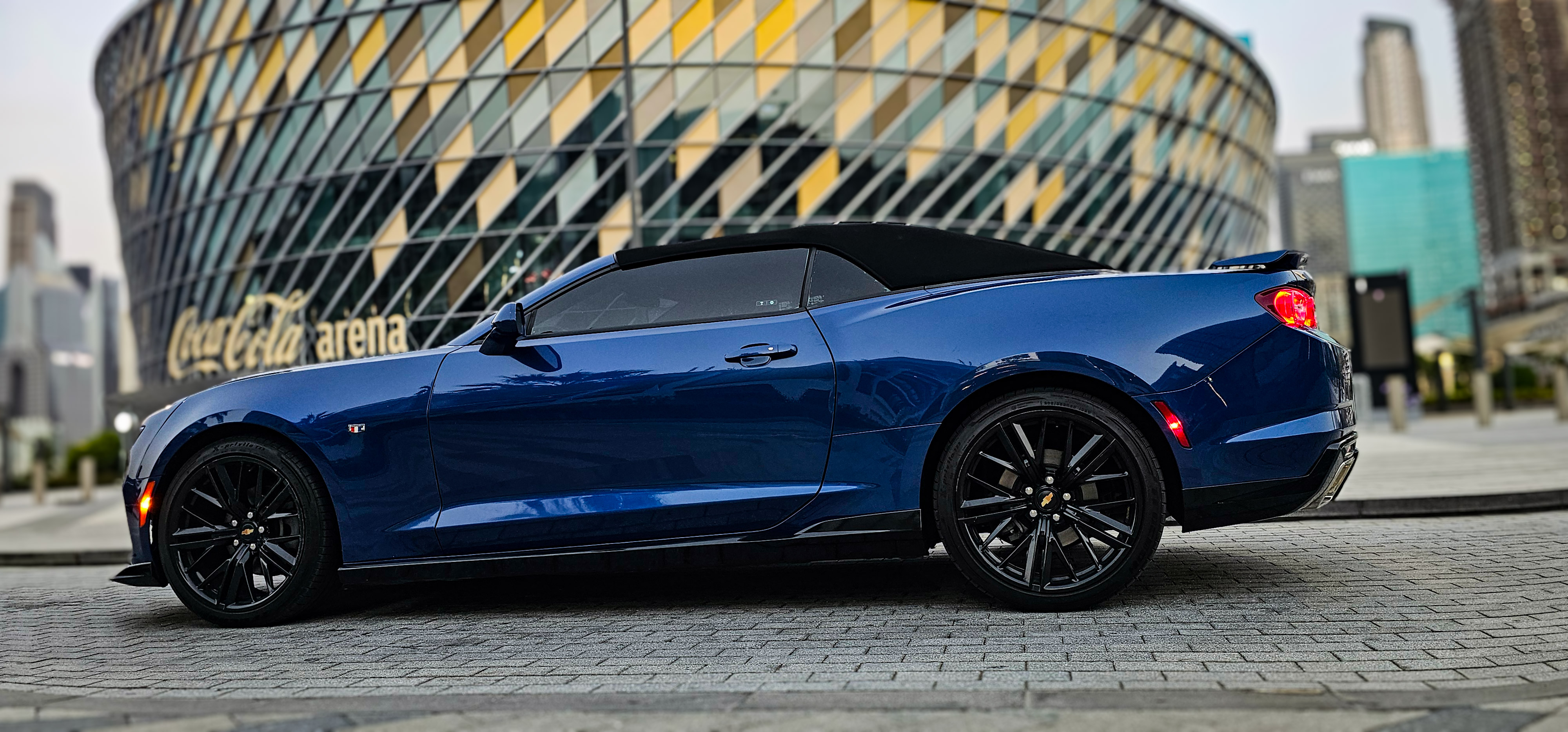 Chevrolet		 Camaro - Image 2