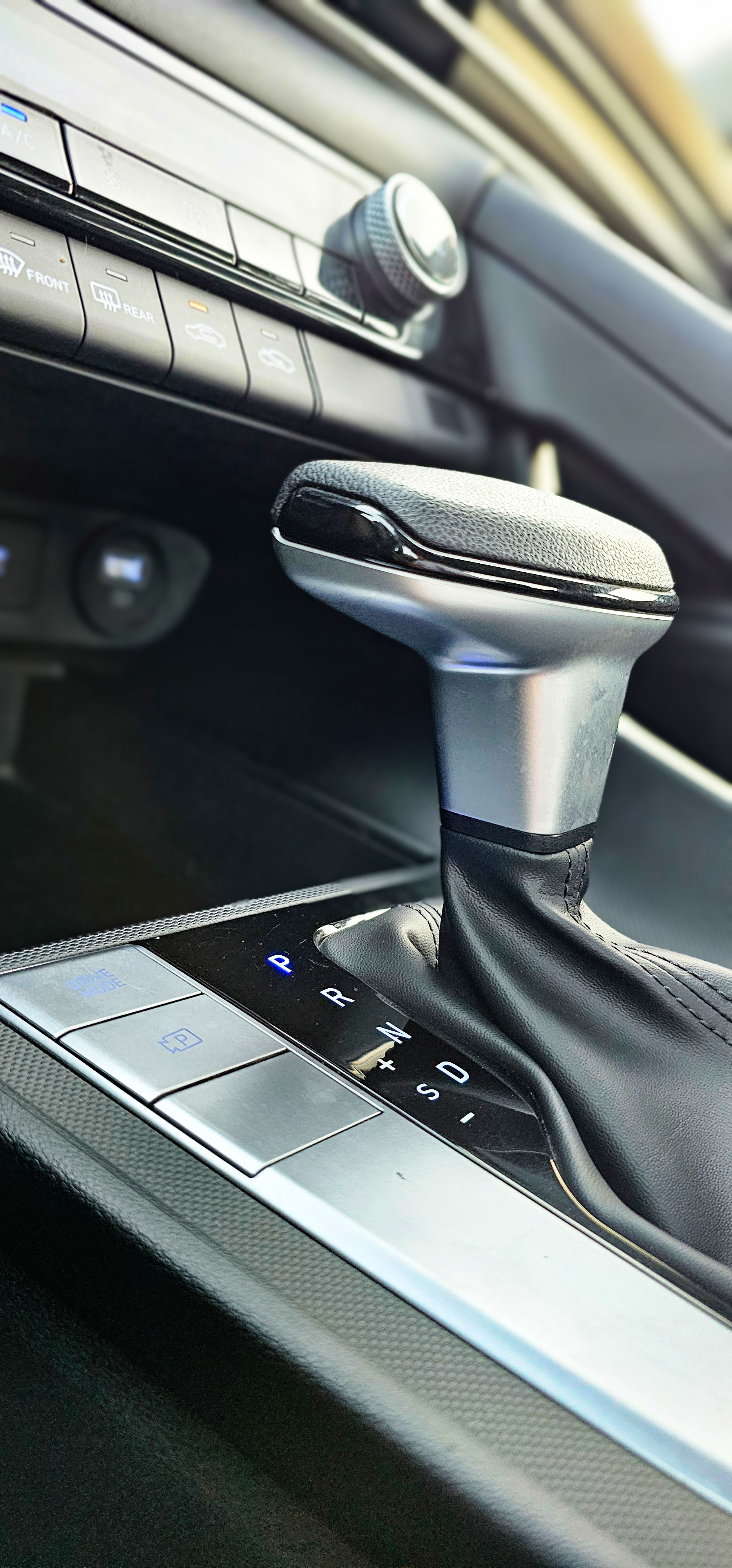 Hyundai		 Elantra - Image 7