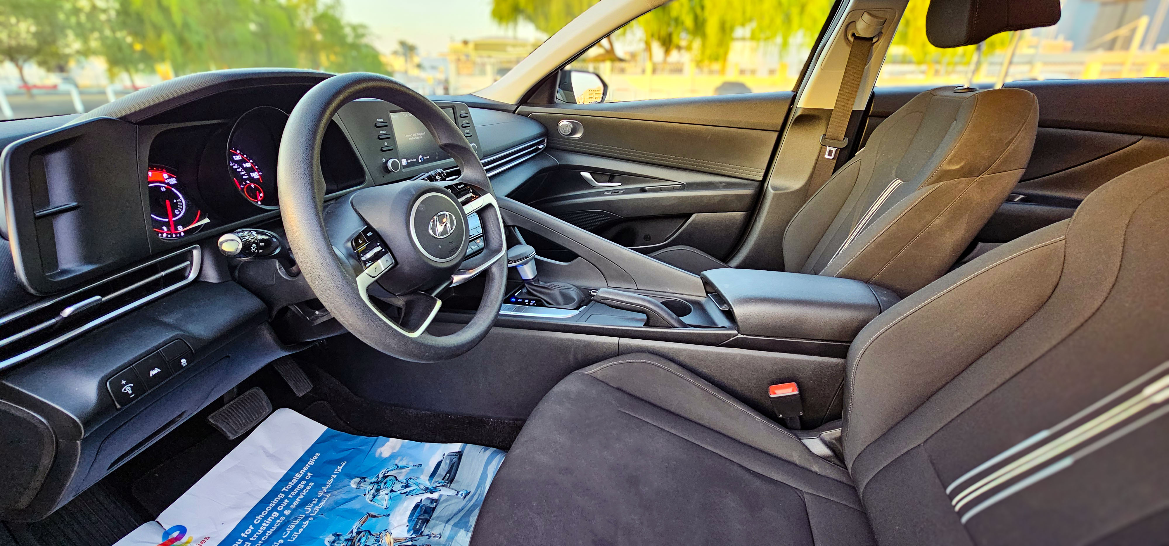 Hyundai		 Elantra - Image 21