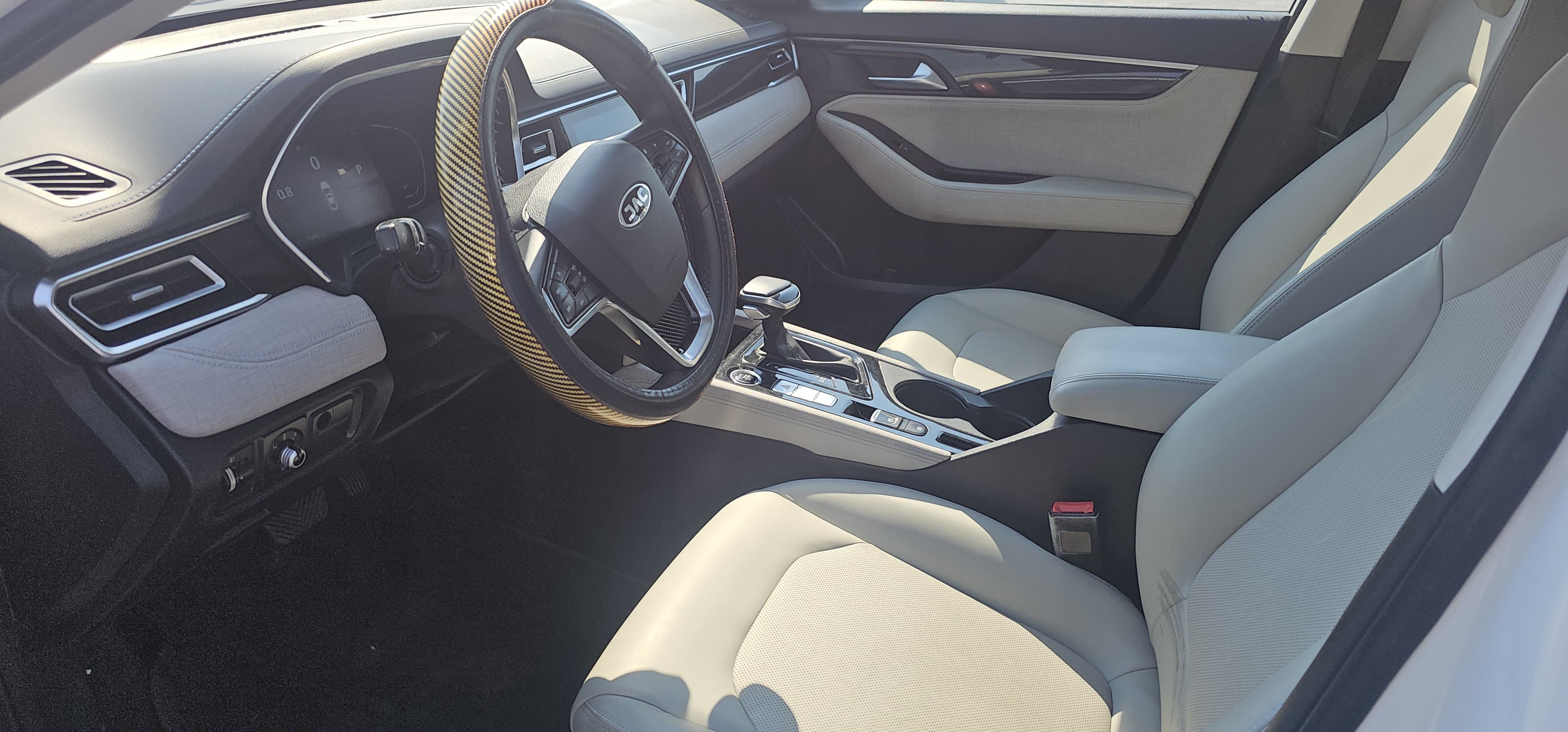 Jac J7 - Image 2