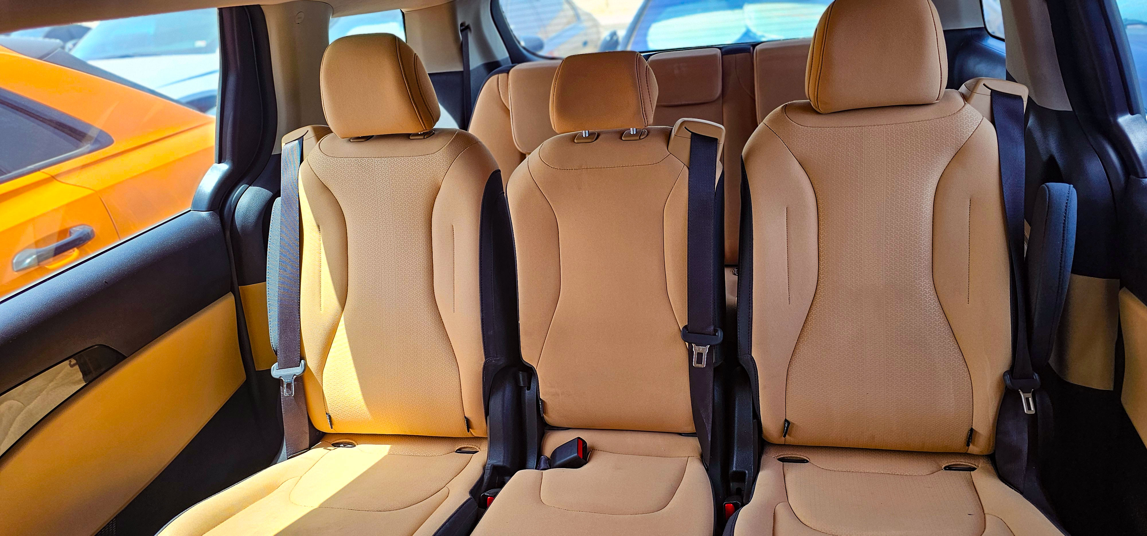 KIA		 Carnival - Image 8