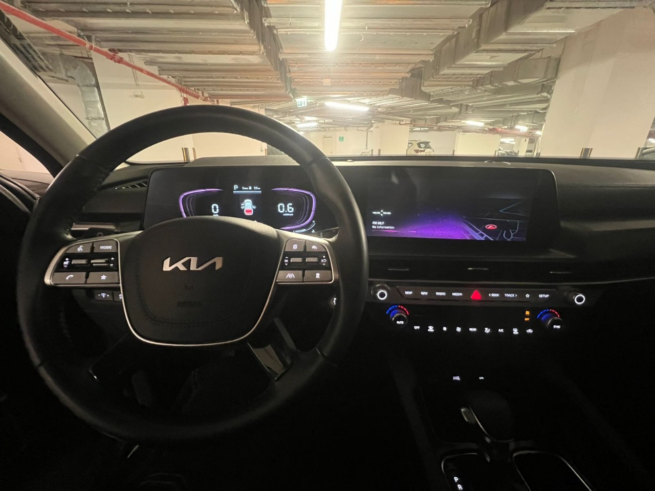 KIA		 Telluride - Image 7