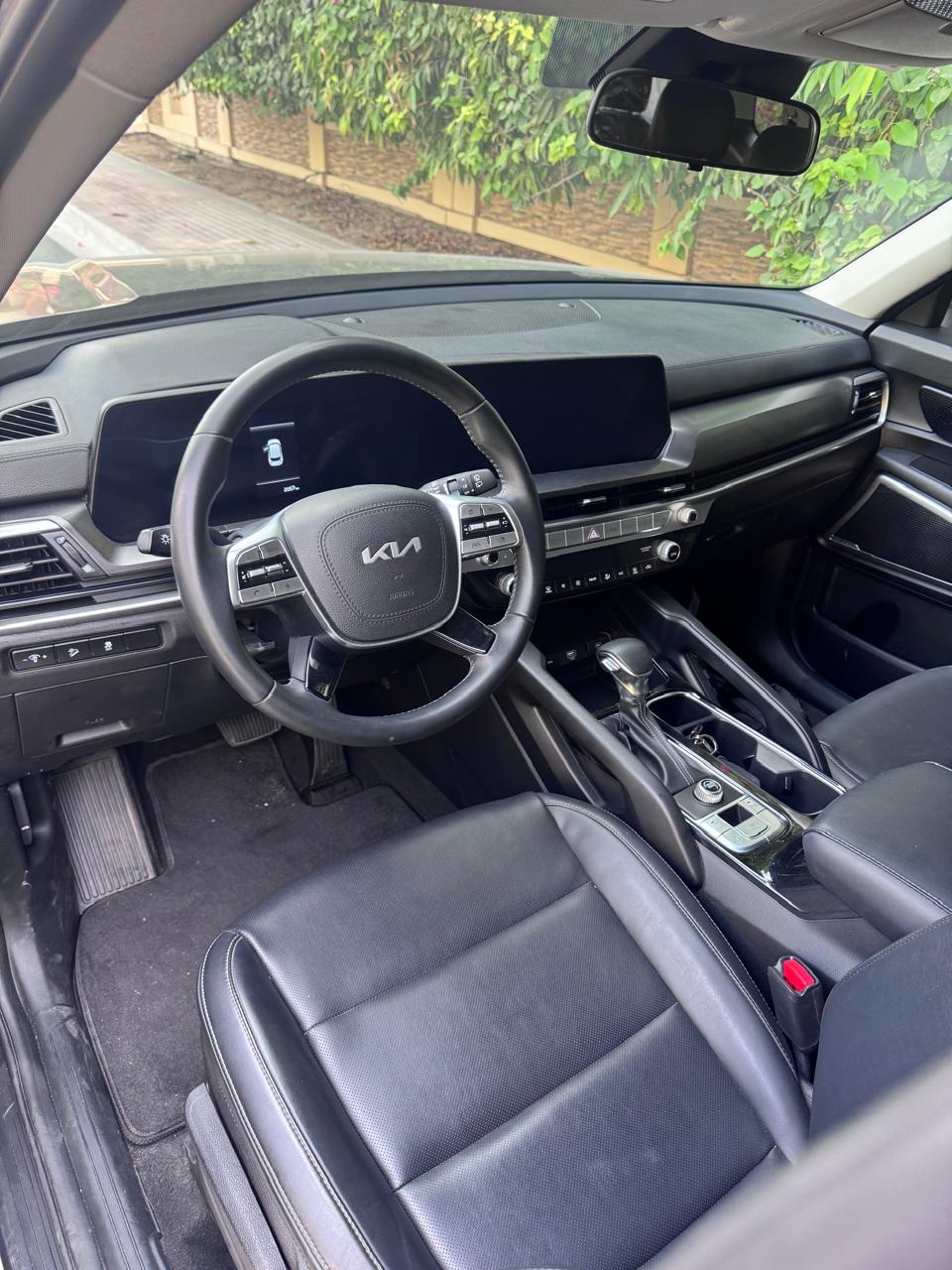 KIA		 Telluride - Image 8