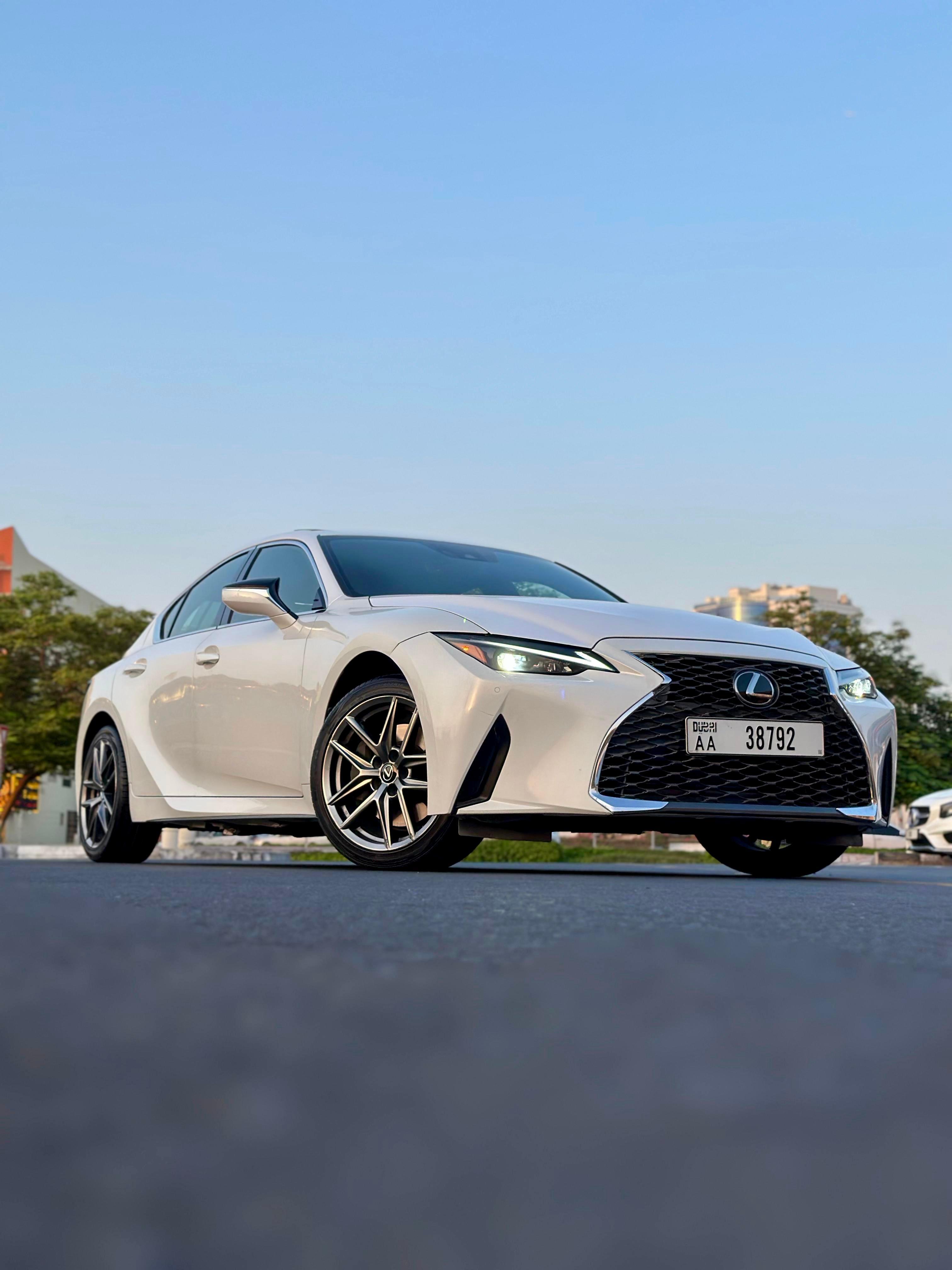 Lexus IS300 - Image 3