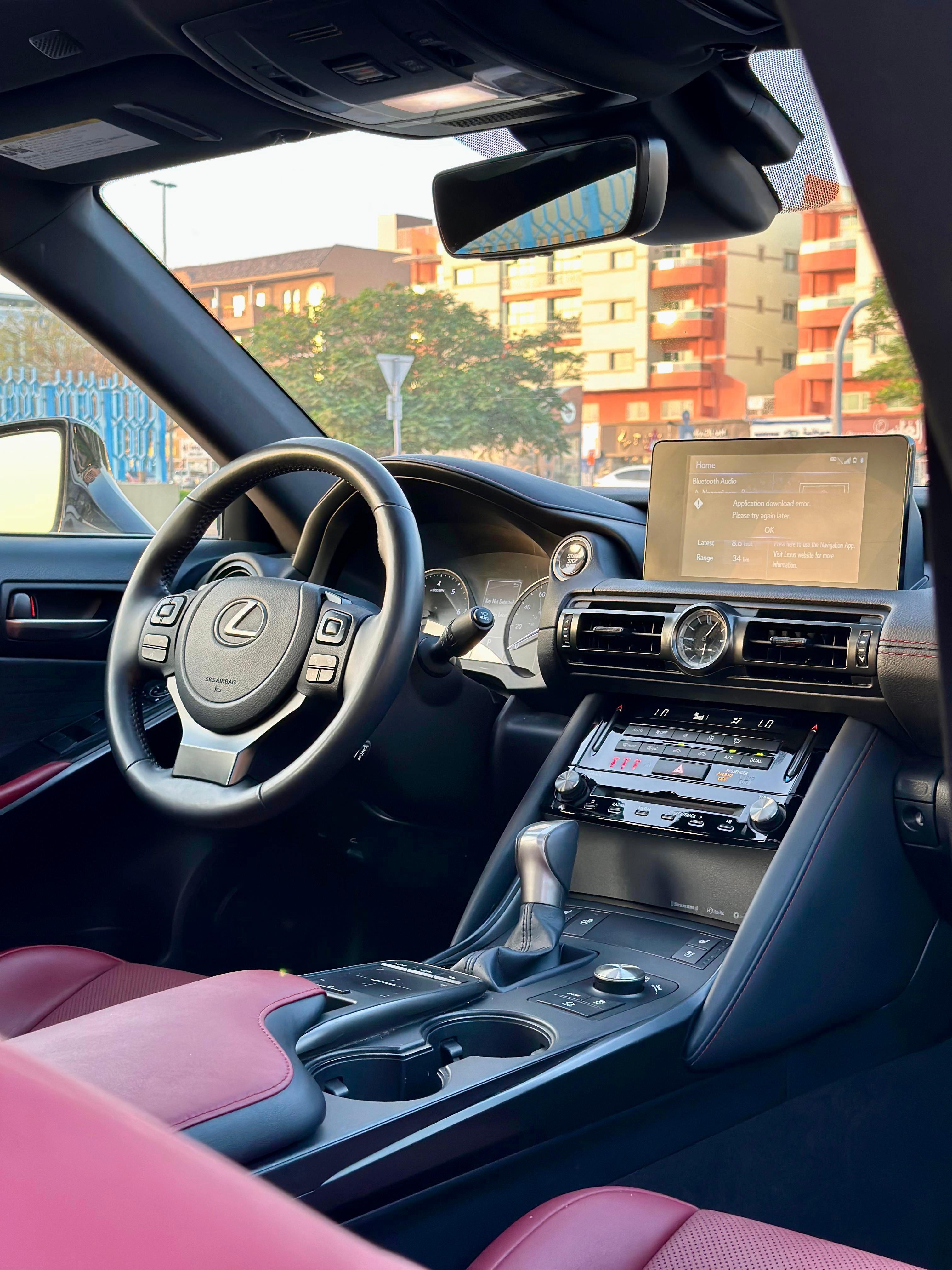 Lexus IS300 - Image 8