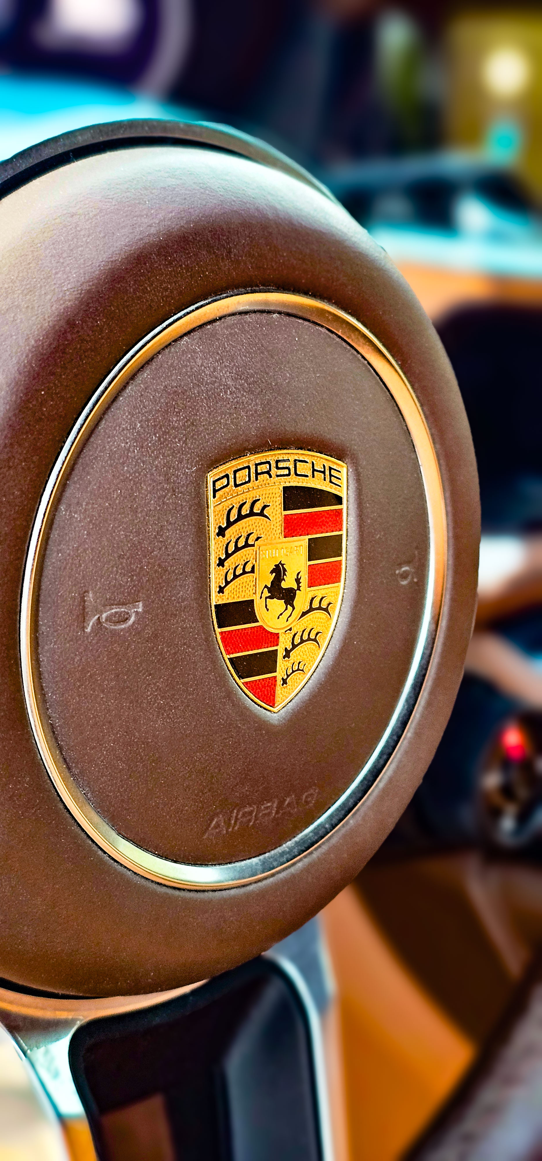 Porsche		 Cayenne - Image 26
