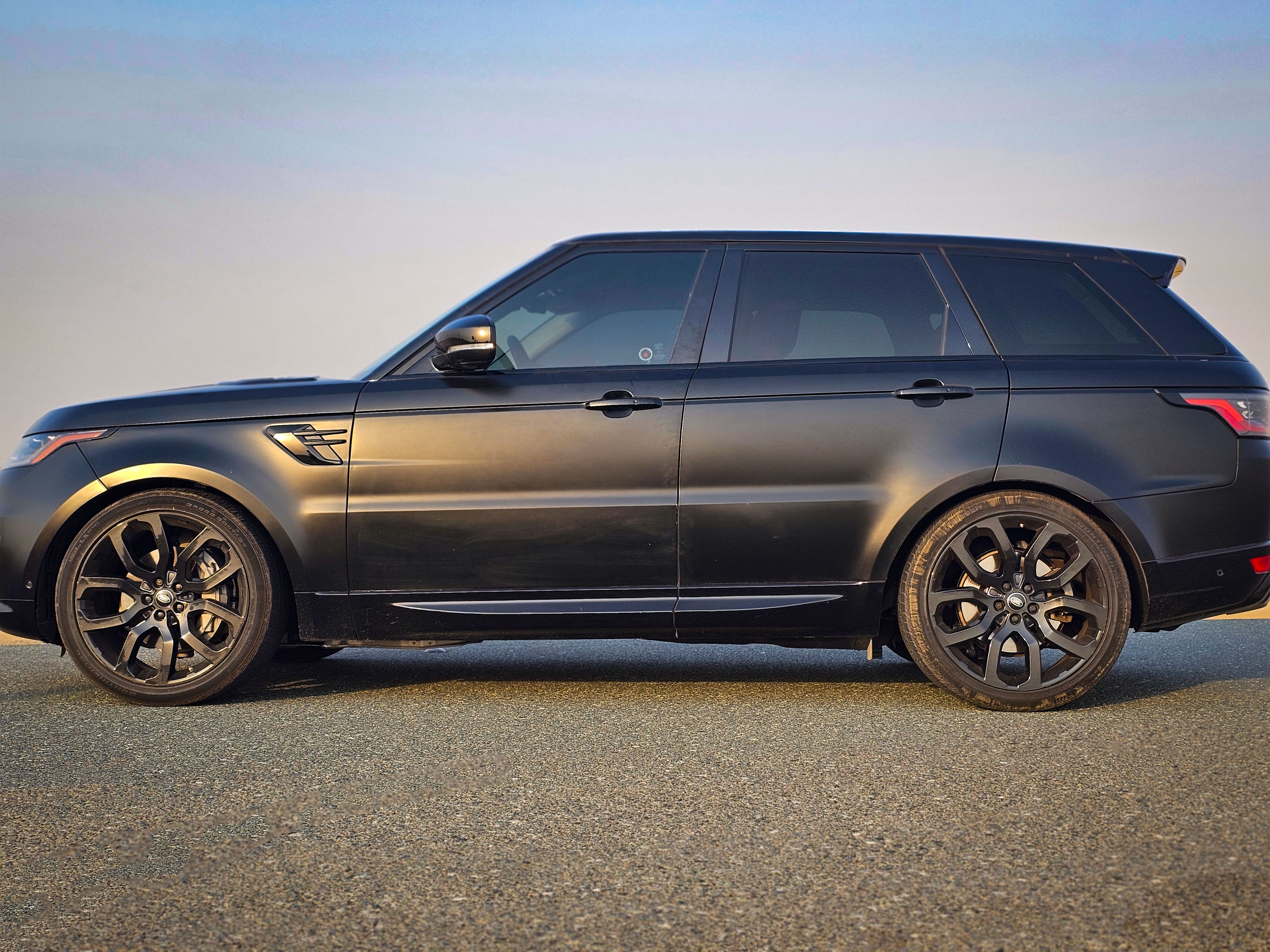 Range Rover		 Sport  - Image 3